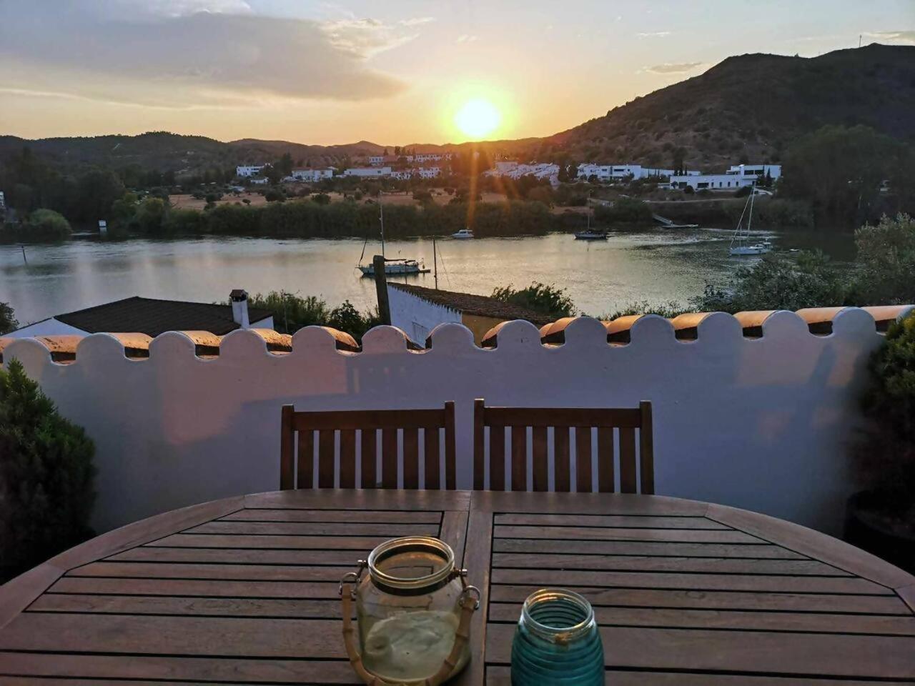 Casa Rural La Raba Terraza Con Increibles Vistas Sanlúcar de Guadiana Eksteriør billede